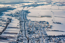 Photographie aérienne de Saarstrasse en hiver avec de la neige à Kandel dans le département Rhénanie-Palatinat, Allemagne