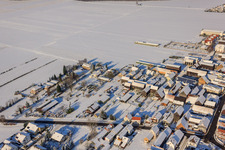 En hiver/neige à le quartier Hayna in Herxheim bei Landau dans le département Rhénanie-Palatinat, Allemagne d'en haut
