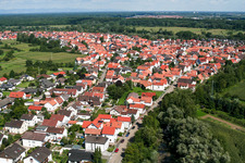Quartier Neuburg in Neuburg am Rhein dans le département Rhénanie-Palatinat, Allemagne hors des airs