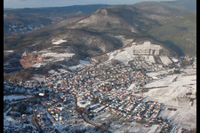 Vue aérienne de Hiver à Albersweiler dans le département Rhénanie-Palatinat, Allemagne