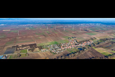 Vue aérienne de Panorama du village vu du sud à Herxheimweyher dans le département Rhénanie-Palatinat, Allemagne