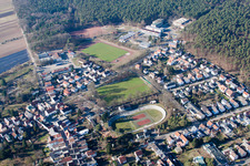 Vue aérienne de Parcours du vélo - hippodrome - parkour du RV08 à Dudenhofen dans le département Rhénanie-Palatinat, Allemagne