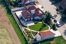 Bague château à Kandel dans le département Rhénanie-Palatinat, Allemagne depuis l'avion