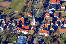 Vue aérienne de Église catholique Saint-Martin à Hanhofen dans le département Rhénanie-Palatinat, Allemagne
