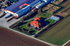 Vue aérienne de Hortulanushof à Zeiskam dans le département Rhénanie-Palatinat, Allemagne