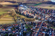 Vue aérienne de Cimetière à Kuhardt dans le département Rhénanie-Palatinat, Allemagne
