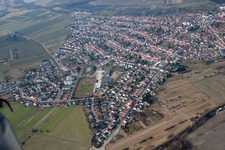 Enregistrement par drone de Quartier Oberhausen in Oberhausen-Rheinhausen dans le département Bade-Wurtemberg, Allemagne