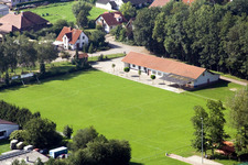Vue aérienne de Terrain de football de Sportfreunde Germania Winden eV à Winden dans le département Rhénanie-Palatinat, Allemagne