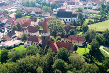 Vue aérienne de Ev. église à Minfeld dans le département Rhénanie-Palatinat, Allemagne