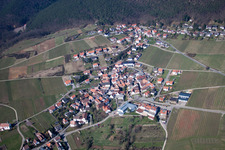 Quartier Gleiszellen in Gleiszellen-Gleishorbach dans le département Rhénanie-Palatinat, Allemagne d'en haut