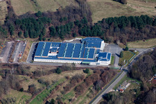 Vue aérienne de Locaux de l'usine Lugina Schuhfabrik GmbH à Schwanheim dans le département Rhénanie-Palatinat, Allemagne