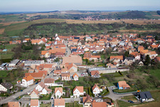 Vue aérienne de Ringendorf dans le département Bas Rhin, France