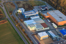 Vue aérienne de Magasin de fournitures médicales Römer GmbH & Co. KG à Herxheim bei Landau dans le département Rhénanie-Palatinat, Allemagne