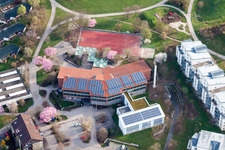 Vue aérienne de École secondaire Ostertag à le quartier Eltingen in Leonberg dans le département Bade-Wurtemberg, Allemagne