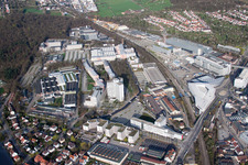 Vue aérienne de Usine Porsche 4 à le quartier Zuffenhausen in Stuttgart dans le département Bade-Wurtemberg, Allemagne