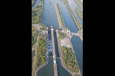 Photographie aérienne de Gambsheim dans le département Bas Rhin, France