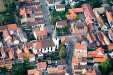 Vue aérienne de B. Landau à le quartier Ottersheim in Ottersheim bei Landau dans le département Rhénanie-Palatinat, Allemagne