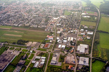Vue aérienne de Du nord-est à le quartier Offenbach in Offenbach an der Queich dans le département Rhénanie-Palatinat, Allemagne