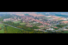 Vue aérienne de Panorama depuis l'est à Kandel dans le département Rhénanie-Palatinat, Allemagne