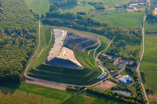 Décharge de district à Scheibenhardt dans le département Rhénanie-Palatinat, Allemagne vue d'en haut