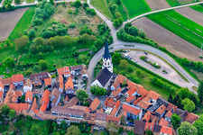 Vue aérienne de Hinterstädel vu de l'ouest à Jockgrim dans le département Rhénanie-Palatinat, Allemagne