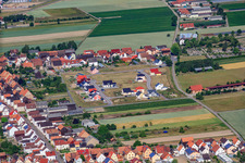 Nouvelle zone de développement à Tabakfeld à Hatzenbühl dans le département Rhénanie-Palatinat, Allemagne depuis l'avion