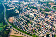 Quartier Rheinau in Mannheim dans le département Bade-Wurtemberg, Allemagne d'en haut