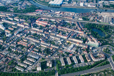 Vue aérienne de Relaisstr à le quartier Rheinau in Mannheim dans le département Bade-Wurtemberg, Allemagne