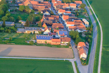 Stoffhalle Kissenzauber à Brehmstr à le quartier Minderslachen in Kandel dans le département Rhénanie-Palatinat, Allemagne vue d'en haut