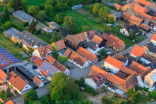 Image drone de Brehmstr à le quartier Minderslachen in Kandel dans le département Rhénanie-Palatinat, Allemagne
