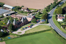 Photographie aérienne de Garage Edwards Hyundai Baynhall, 19 Main Road, Kempsey, Worcestershire à Draycott dans le département Angleterre, Grande Bretagne