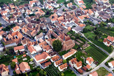 Vue aérienne de Birkweiler dans le département Rhénanie-Palatinat, Allemagne