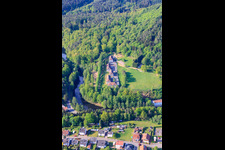 Vue aérienne de Altschloßstraße 2-8 à Eppenbrunn dans le département Rhénanie-Palatinat, Allemagne