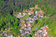 Vue oblique de Eppenbrunn dans le département Rhénanie-Palatinat, Allemagne