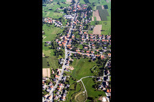 Vue aérienne de Quartier Oberdielbach in Waldbrunn dans le département Bade-Wurtemberg, Allemagne