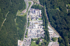 Vue aérienne de Rue Pforzheimer à Ettlingen dans le département Bade-Wurtemberg, Allemagne