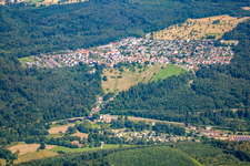 Vue aérienne de Quartier Etzenrot in Waldbronn dans le département Bade-Wurtemberg, Allemagne