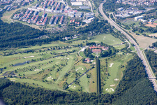 Vue aérienne de Club de golf Hofgut Scheibenhardt à Ettlingen dans le département Bade-Wurtemberg, Allemagne