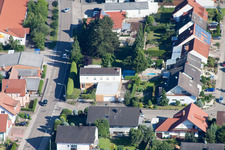 Vue aérienne de Zone commerciale et implantation d'entreprise à Gereut à Hatzenbühl dans le département Rhénanie-Palatinat, Allemagne