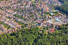 Vue aérienne de Maximilianstr à Jockgrim dans le département Rhénanie-Palatinat, Allemagne