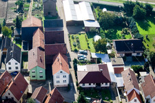 Enregistrement par drone de Brehmstr à le quartier Minderslachen in Kandel dans le département Rhénanie-Palatinat, Allemagne