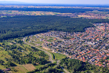 Nouvelle zone de développement de Vogelring à Jockgrim dans le département Rhénanie-Palatinat, Allemagne vue du ciel