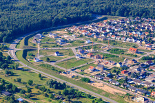 Enregistrement par drone de Nouvelle zone de développement de Vogelring à Jockgrim dans le département Rhénanie-Palatinat, Allemagne