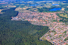 Vue aérienne de Du nord-ouest à Jockgrim dans le département Rhénanie-Palatinat, Allemagne