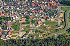 Vue oblique de Nouvelle zone de développement Vogelring vue du nord à Jockgrim dans le département Rhénanie-Palatinat, Allemagne