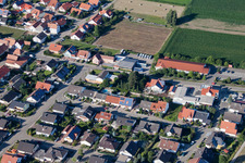 Zone commerciale et implantation d'entreprise à Gereut à Hatzenbühl dans le département Rhénanie-Palatinat, Allemagne d'en haut