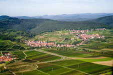 Photographie aérienne de Champs agricoles et surfaces utilisables à le quartier Gleiszellen in Gleiszellen-Gleishorbach dans le département Rhénanie-Palatinat, Allemagne