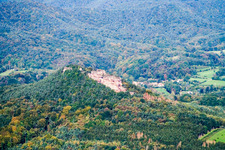 Vue d'oiseau de Vorderweidenthal dans le département Rhénanie-Palatinat, Allemagne