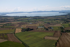 Borghetto dans le département Ombrie, Italie d'en haut