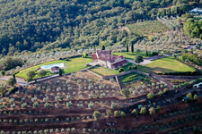 Vue aérienne de Il Bastardo dans le département Toscane, Italie